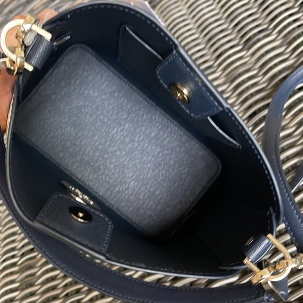 Kate Spade Darcy Small Bucket Bag Road Trip Floral Blue Multi - Picture 16 of 16